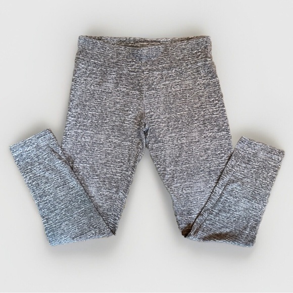 Justice Gray Girls Juniors Cropped Leggings Size 18 Sweatpants Soft Capri - Picture 10 of 10